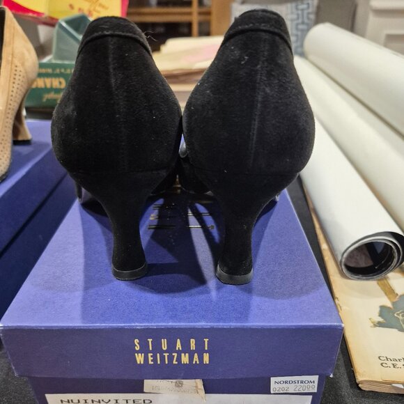 Stuart Weitzman NUINVITED Black Suede 2 inch heel Size 7 - Picture 2 of 6